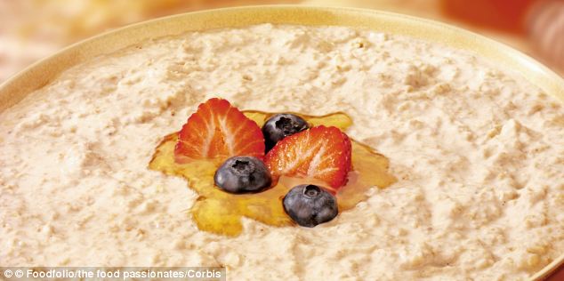 A serving of porridge is a more filling breakfast than a bowl of oat-based cereal, new research suggests